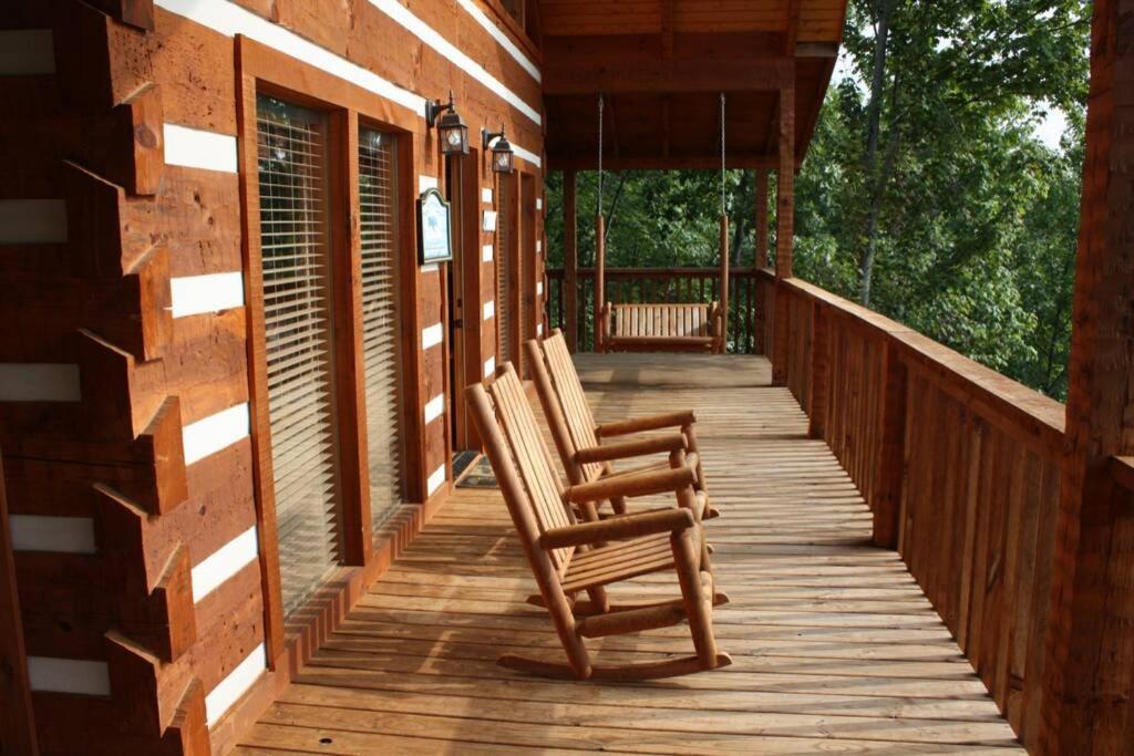 View! Private! Hot Tub,Pool Table,Fireplace,Relax! Sevierville Exteriér fotografie
